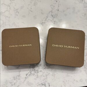David Yurman Elegant Brown Jewelry Box Set of 2 NEW
Travel Keepsake Timeless